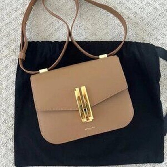 DeMellier Tan Leather Crossbody Bag - Picture 1 of 4